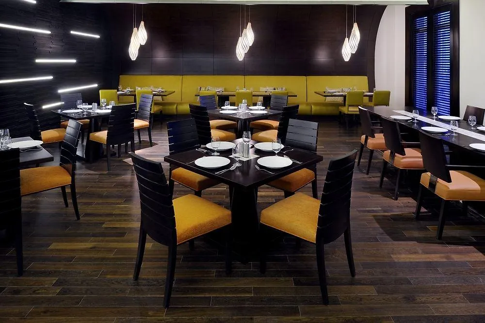 Marriott Hotel Al Jaddaf, דובאי 5*,